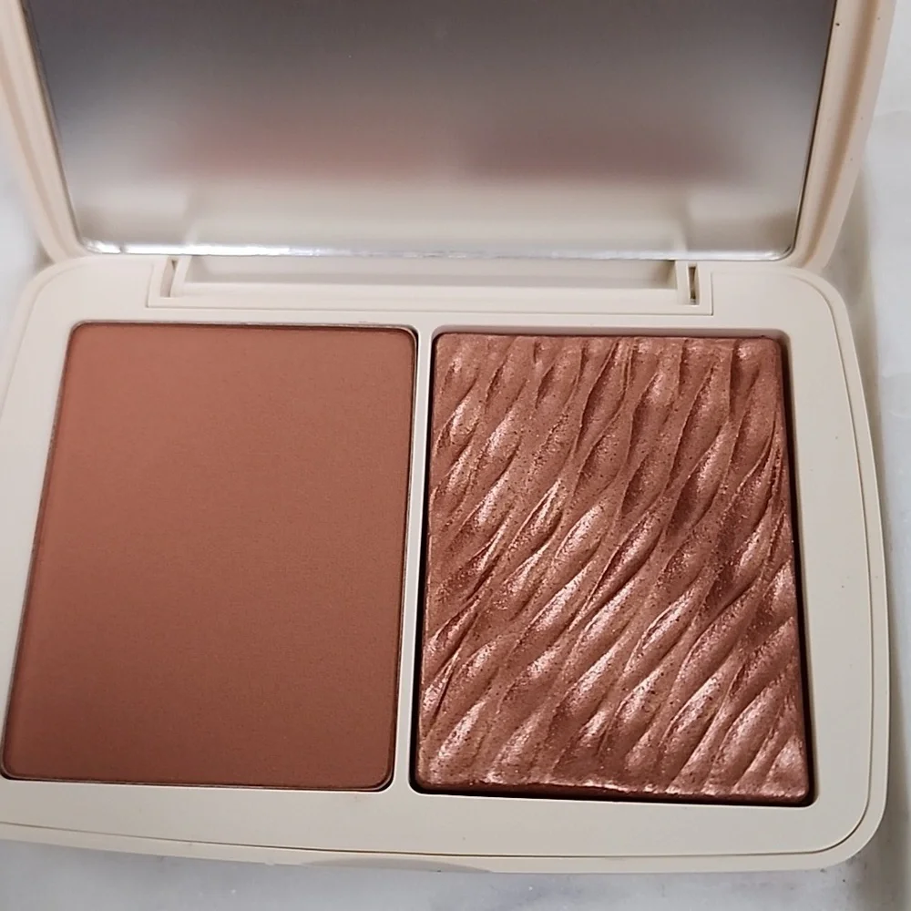 NIB Cover FX Monochromatic Bronzer Duo in Suntan Bronze